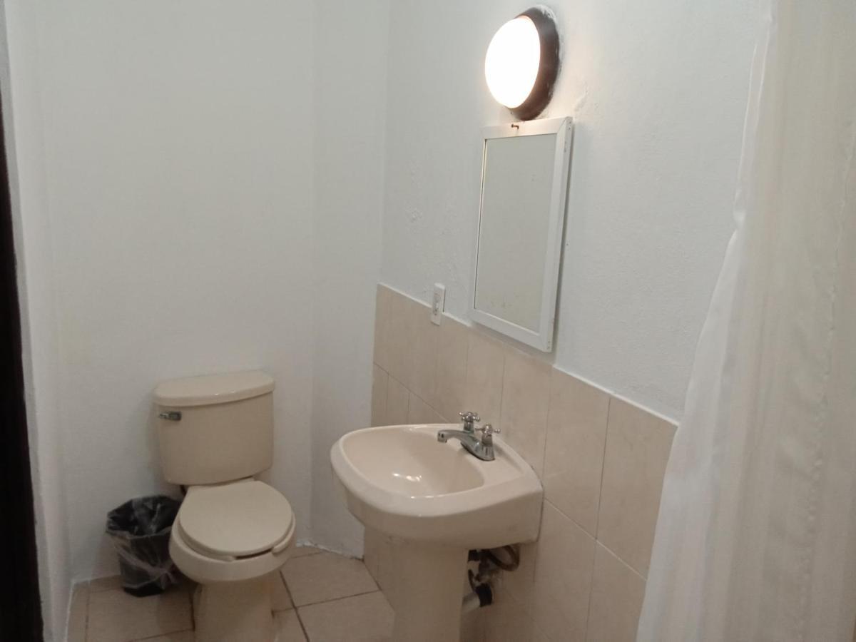 מזטלן Hotel Kiko מראה חיצוני תמונה